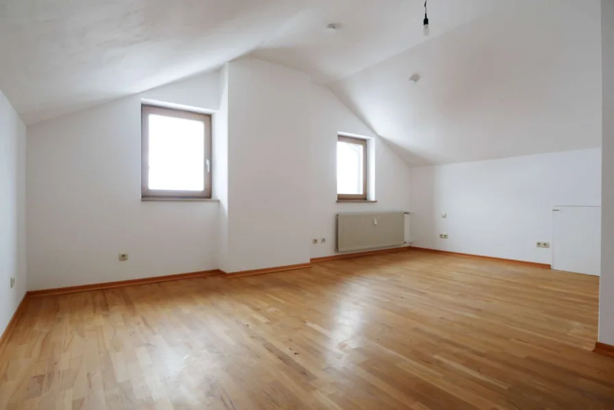 große DG Wohnung Schlafzimmer