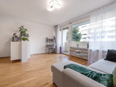 Wohn-Schlafbereich - Wohnung kaufen in München - 1-Zi.-Appartment mit Balkon in München-Pasing