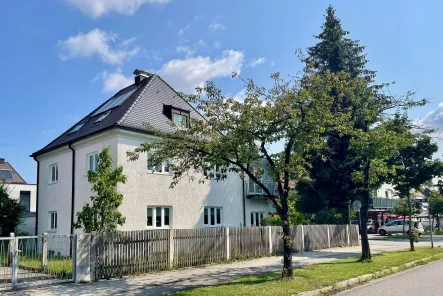 Außenansicht - Haus kaufen in München - Vielfältiges Mehrparteienhaus in München Solln