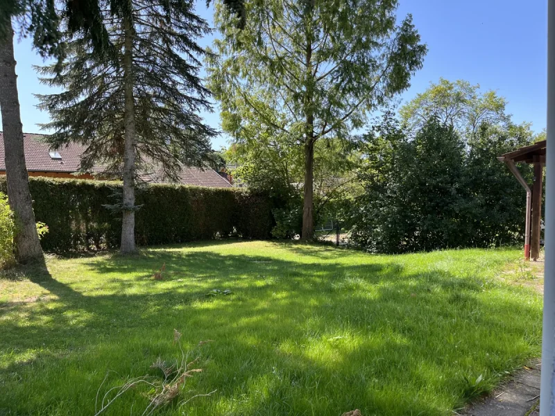  - Haus kaufen in Greifenberg / Neugreifenberg - Charmantes Einfamilienhaus mit großzügigem Gartengrundstück im 5-Seenland zu kaufen