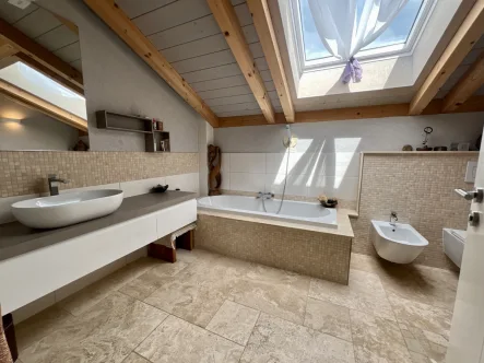 Badezimmer - Haus kaufen in Ruderatshofen - Modern und friedlich leben?Hier haben wir das Richtige für Sie!