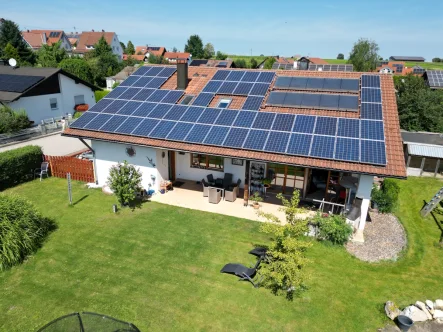 Südseite - Haus kaufen in Westendorf - Helles Wohlfühlhaus für die junge Familie mit viel Garten!