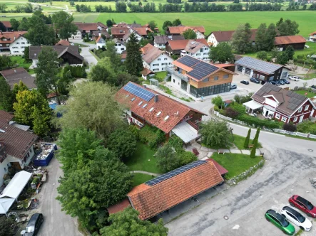 Von oben - Haus kaufen in Marktoberdorf / Hausen - Besondere Immobilie mit vielen Nutzungsmöglichkeiten im wunderschönen Ostallgäu!