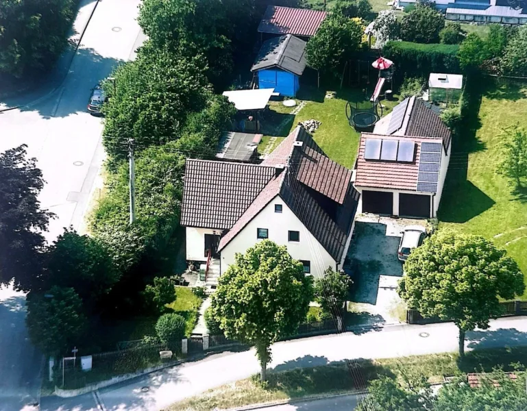 Vogelperspektive - Haus kaufen in Heretsried / Lauterbrunn - Kompaktes Zweifamilienhaus zur Kapitalanlage oder Selbstnutzung!