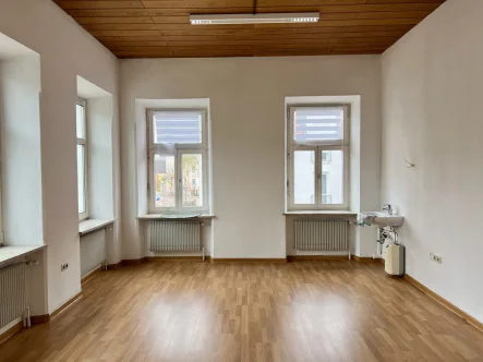 Zimmer 1 - Wohnung mieten in Schwabmünchen - ***Ideal für Gewerbetreibende!***Große 6 Zi.-Wohnung in Schwabmünchen zu mieten!