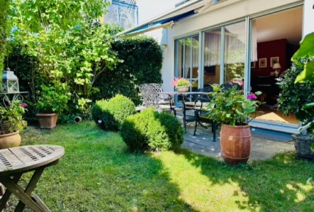 Garten und Terrasse Westseite - Haus kaufen in Augsburg-Hochzoll/Nord - ***BESTE LAGE FÜR FAMILIEN,RUHIG, GUTE ANBINDUNG, TOLLE AUSRICHTUNG!***