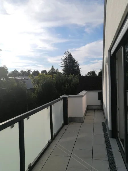 Balkon mit Abendsonne - Haus kaufen in Langerringen / Westerringen - ***Neuwertige Doppelhaushälfte zu kaufen!***