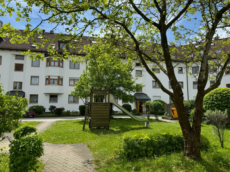 Außenaufnahme - Wohnung kaufen in Augsburg / Hochzoll-Süd - NÄHE KUHSEE - MAISONETTE-WOHNUNG - SUPER GRUNDRISS