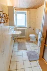 WHG DG rechts - Badezimmer