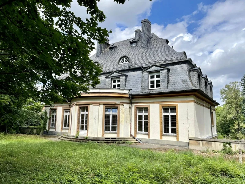 Südansicht - Grundstück kaufen in Neustadt an der Orla - Baugrund mit Altbestand - Denkmalgeschützte Villa!