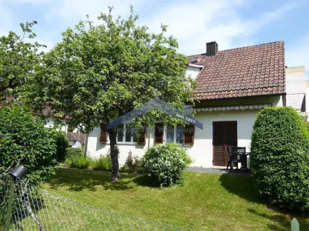 Garten - Haus kaufen in Passau - Passau Haidenhof Einfamilienhaus mit Terrasse und Garage in begehrter Wohnlage