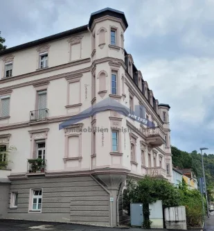 Hausansicht - Wohnung mieten in Passau - Passau Wohnen in exkl. Stadthaus mit Altbaucharme! 3-Zimmer Whg. mit EBK, Balkon und überdachter Terrasse