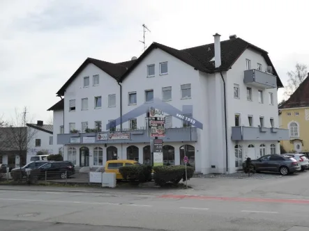 Außenansicht - Sonstige Immobilie kaufen in Passau - Passau Haidenhof interessante Gewerbeeinheit in Wohn-Geschäftshaus