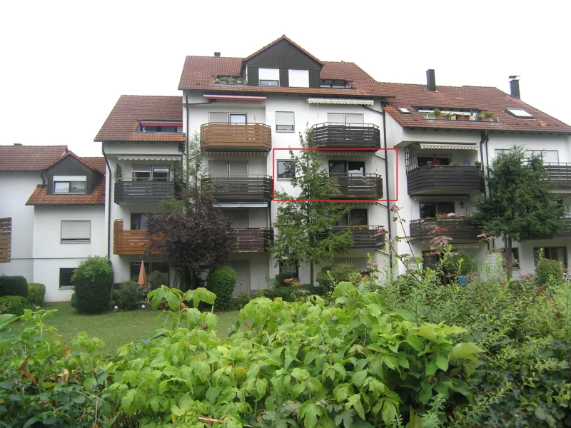 Ansicht Süd-West - Wohnung kaufen in Lauf - Renovierungsbedürftige 2-Zimmer-ETW mit Süd-West-Balkon und TG-Stellplatz