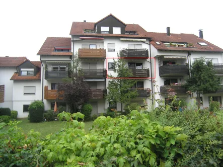 Ansicht Süd-West - Wohnung kaufen in Lauf - Renovierungsbedürftige 2-Zimmer-ETW mit Süd-West-Balkon und TG-Stellplatz