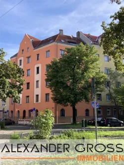 hausansicht_nü_vo_93a - Wohnung kaufen in Nürnberg , Mittelfr - 2 -Zimmer Maisonette-Wohnung mit Dachloggia (vermietet)