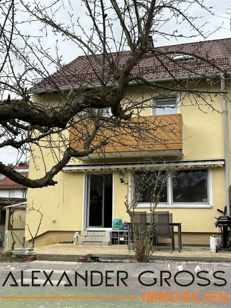 ansicht_süd_gross-immo - Haus kaufen in Neunkirchen a. Sand - Doppelhaushälfte mit Doppelgarage in Waldrandlage