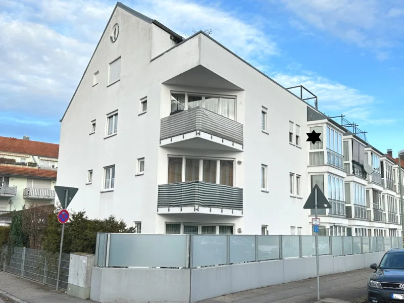 Südansicht-Bild1 - Wohnung kaufen in Augsburg - Top-Lage, hier passt alles, 2-ZKB-Whg. mit Erker/Wintergarten in guter u. gefragter Wohnlage