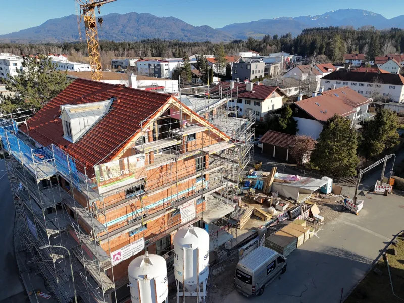 Wohnung Nr. 9 - Wohnung kaufen in Penzberg - 3 Zimmer NB-SW-Balkonwohnung mit Bergblick im Wohnpalais am Säubach