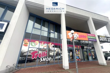 Außenansicht  - Laden/Einzelhandel mieten in Fürth - HEGERICH: Perfekte Fläche für Ihr Geschäftsmodell!