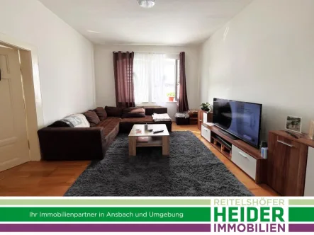 5662 Wohnzimmer - Wohnung mieten in Ansbach - 2 Zi. Wohnung im östlichen Stadtgebiet
