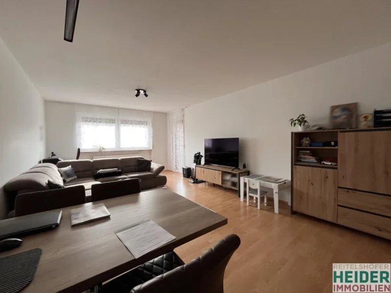 5700 Wohnzimmer