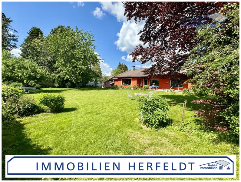Traumhaft großes Grundstück - Haus kaufen in Hagenheim - Geräumiger Bungalow auf sehr großem Grundstück mit Weitblick nahe Landsberg