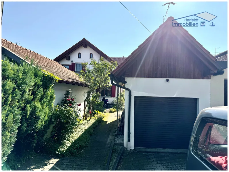 Garage mit Stauraum