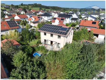 Traumhaftes Anwesen - Haus kaufen in Denklingen - Nachhaltiges Traumhaus: Niedrigenergie-Einfamilienhaus mit moderner Wärmepumpe & romantischem Garten