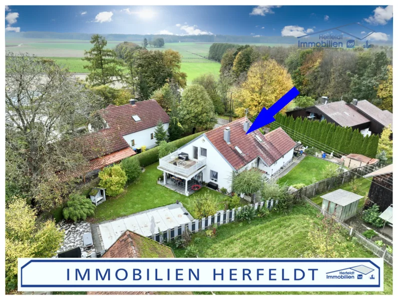 Anwesen mit viel Potenzial - Haus kaufen in Weil / Beuerbach - Teilrenoviertes Einfamilienhaus mit Pool, Kamin, Dachterrasse & viel Potenzial -15 Min von Landsberg