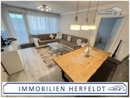 Komplett möblierte Wohnung