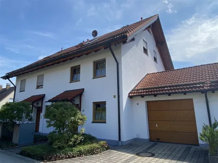 Ansicht - Haus mieten in Fürstenfeldbruck - Ruhig gelegene Doppelhaushälfte in Fürstenfeldbruck