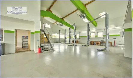 Werkstatt Ansicht - Halle/Lager/Produktion mieten in Weilheim in Oberbayern - Moderne Gewerbeeinheit / Werkstatt mit Bürotrakt und sanierter Betriebswohnung in Weilheim