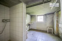 Badezimmer EG