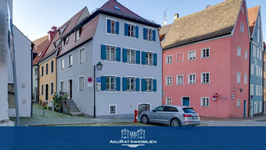 Frontansicht Titelbild - Haus kaufen in Landsberg am Lech - Denkmalgeschützes Wohn- Geschäftshaus in der Landsberger Altstadt!