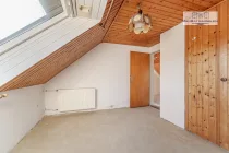 Schlafzimmer DG