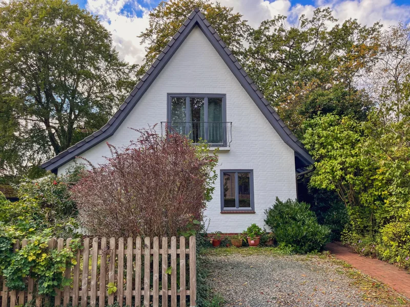 Hausansicht - Haus kaufen in Hamburg / Bergedorf - In schönster Lage! Familienhaus im Villengebiet am Bergedorfer Gehölz!