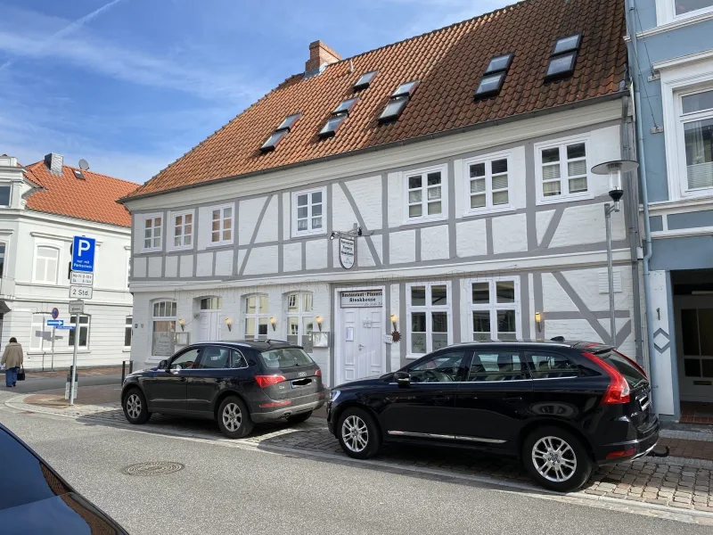 Ansicht Domstraße - Haus kaufen in Ratzeburg - Historischer Fachwerkbau in attraktiver Insellage