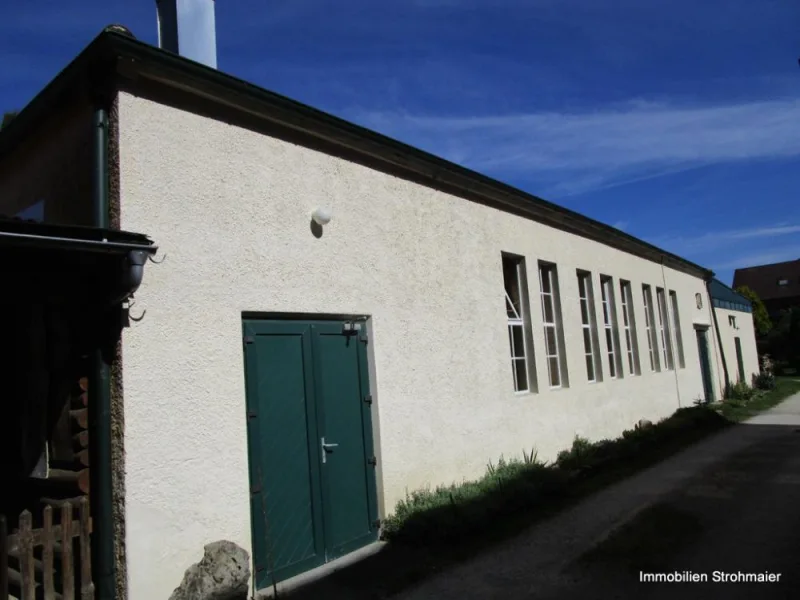 Lager Außenansicht - Halle/Lager/Produktion mieten in Hersbruck - Lagerfläche in verkehrsgünstiger Lage in Hersbruck