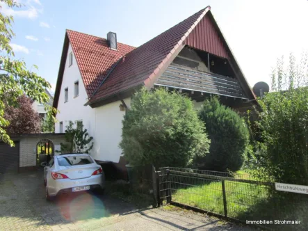 Außenansicht - Wohnung mieten in Hersbruck - 3-Zimmer-Wohnung mit Terrasse im Zweifamilienhaus