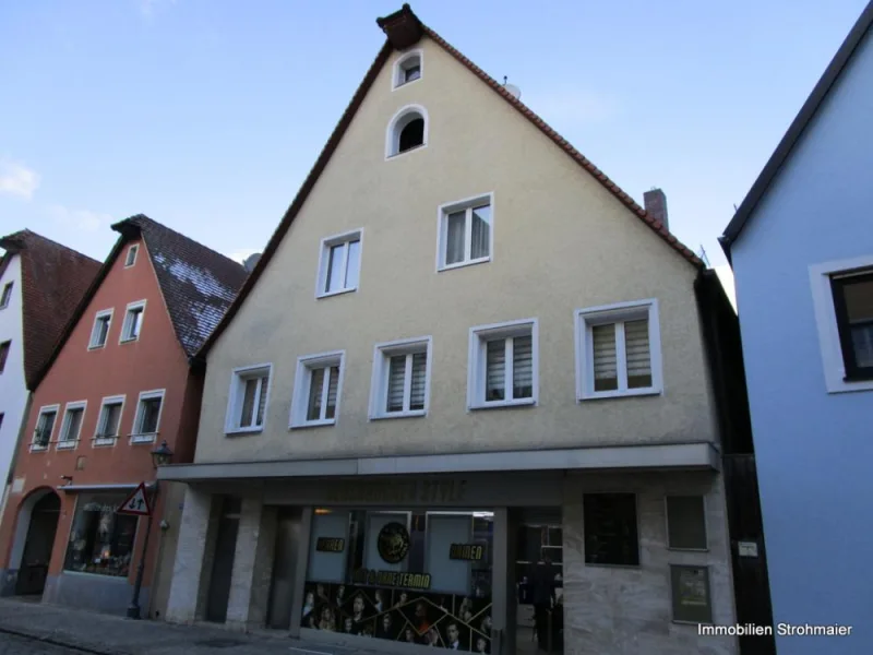 Außenansicht - Halle/Lager/Produktion mieten in Hersbruck - Lager- und Produktionsflächen in zentraler Lage