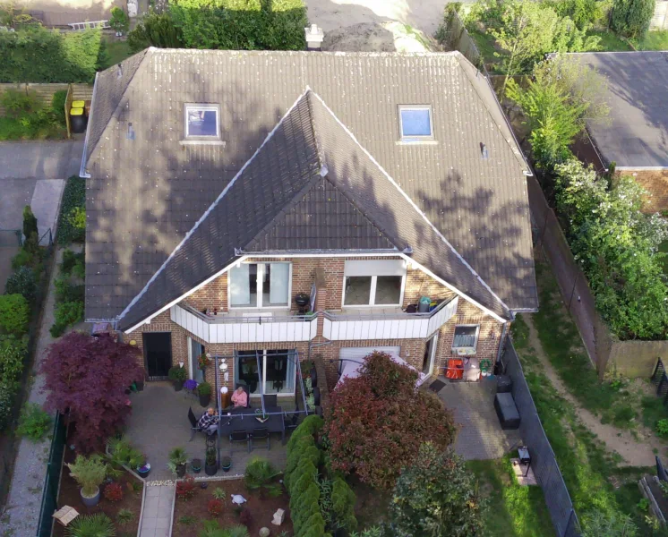 Garten - Zinshaus/Renditeobjekt kaufen in Kleve - Massives Vierfamilienhaus mit attraktiven Wohnflächen, privatem Garten und Balkonen