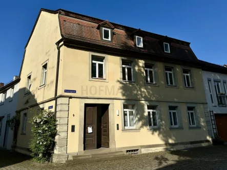 Pfarrhaus - Haus kaufen in Schweinfurt - Einzigartiges Stadthaus in begehrter Lage Zürch/Schweinfurt - Wohnen und Arbeiten mit Charme und Historie!