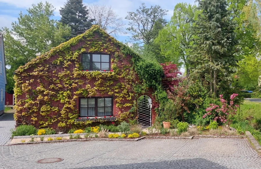 Hausansicht.. - Haus kaufen in Kemnath - ***Idyllisches Einfamilienhaus mit Garage zu verkaufen***RESERVIERT