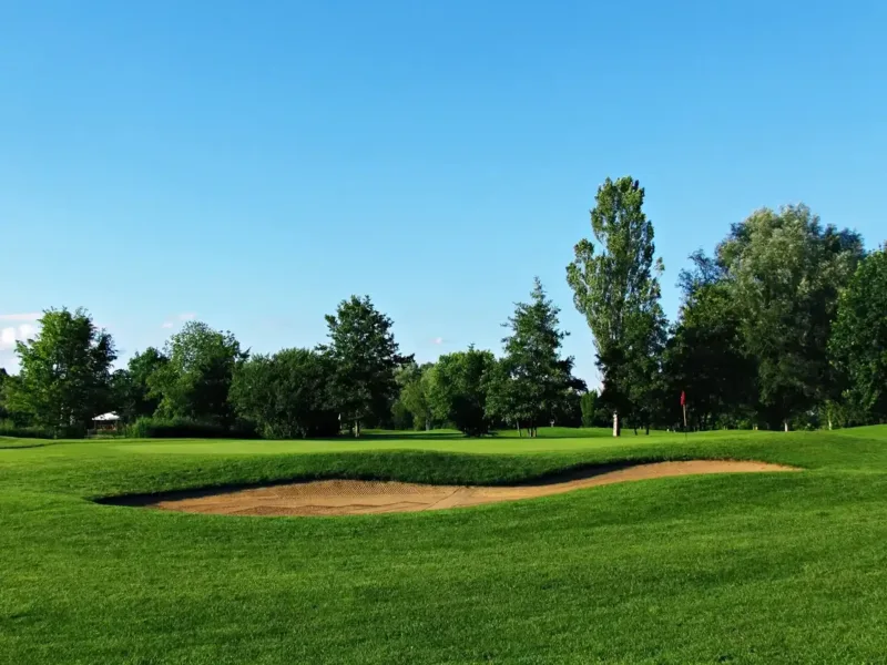 Golfplatz nur 10 Minuten entfernt