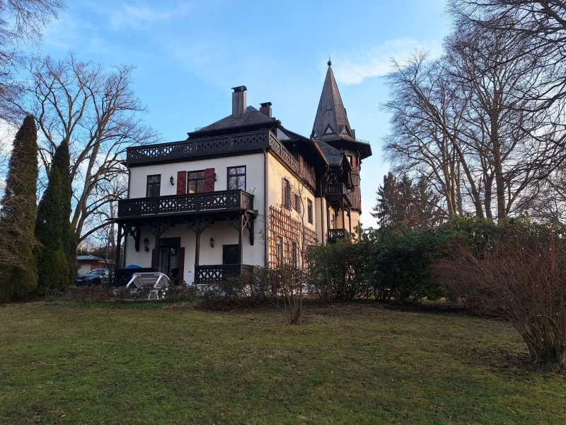 Jugendstilvilla Berg - Haus kaufen in Berg - Historisches Unikat auf Parkgrundstück - Rarität - mit weiterem Baurecht