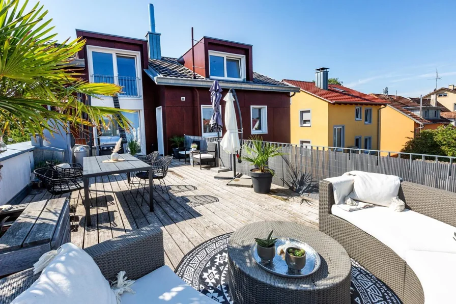 Terrasse  - Wohnung kaufen in Radolfzell am Bodensee - Elegante Maisonettewohnung mit großer Dachterrasse