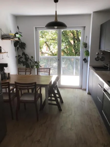 Küche / Balkon