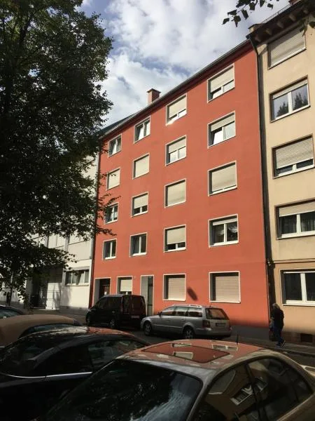 Hausansicht - Wohnung kaufen in Nürnberg - Gut aufgeteilte 3-Zimmerwohnung - Nürnberg-Südstadt - vermietet - Balkon