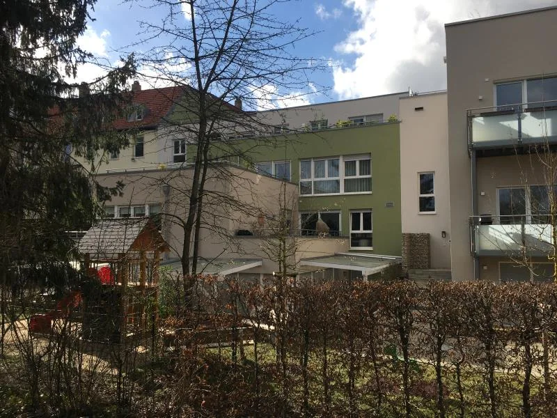 Hausansicht Pegnitzseite - Wohnung mieten in Fürth - Tolle Terrassenwohnung direkt an den Pegnitzwiesen - 3 Zimmer - 2 Bäder 